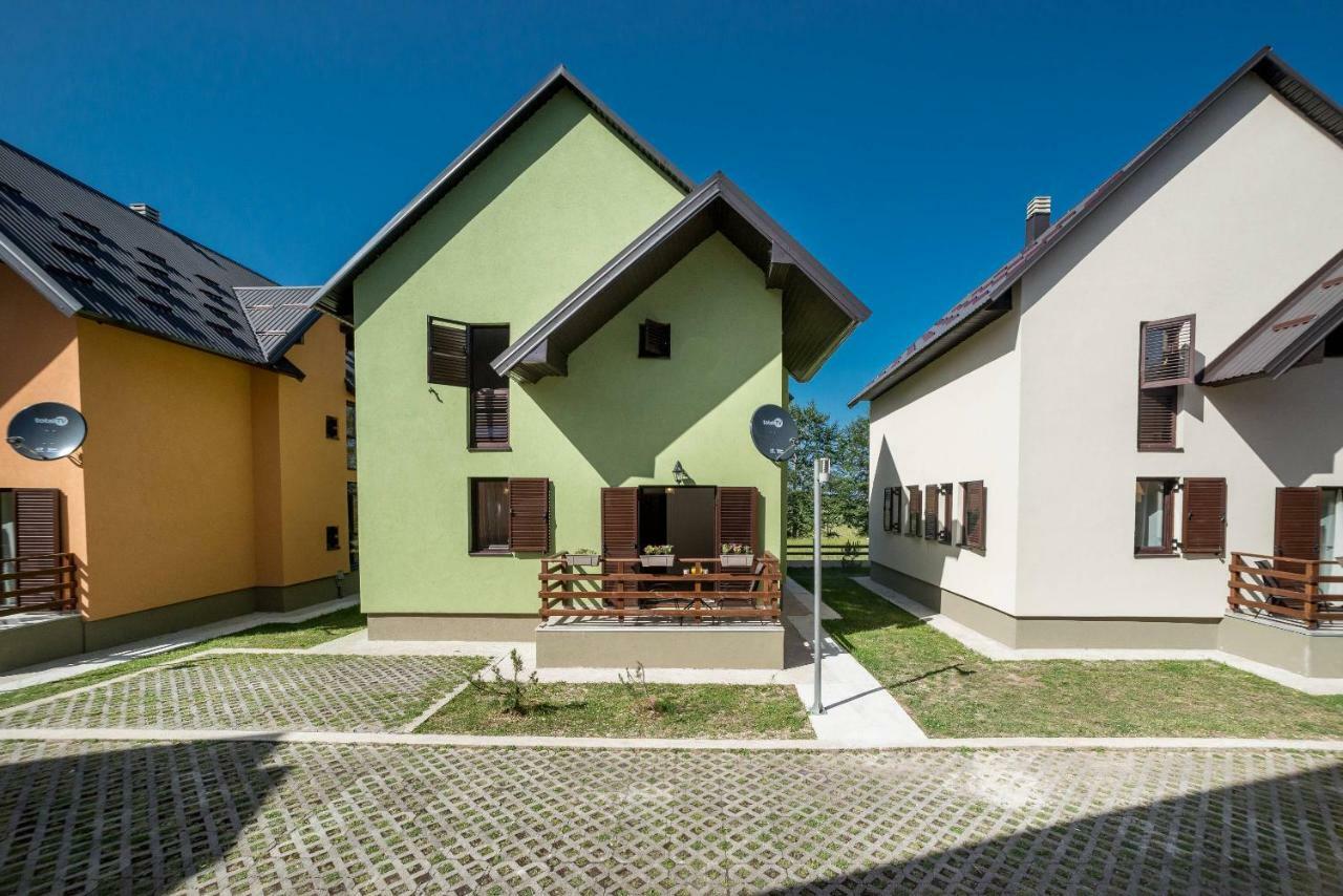 Soa Village Zabljak  Luaran gambar