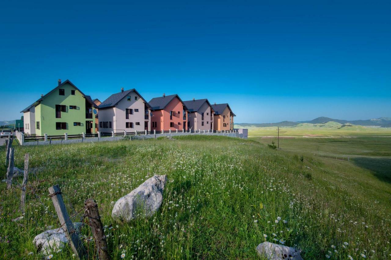Soa Village Zabljak  Luaran gambar