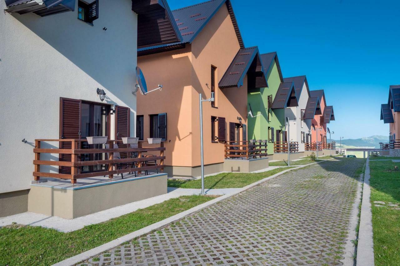 Soa Village Zabljak  Luaran gambar